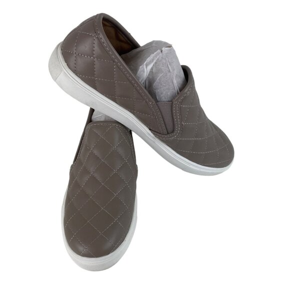 Mountain Sole Women's Slip On Sneaker Shoes Quilted Taupe/Gray Ladies 7.5 - Picture 2 of 13